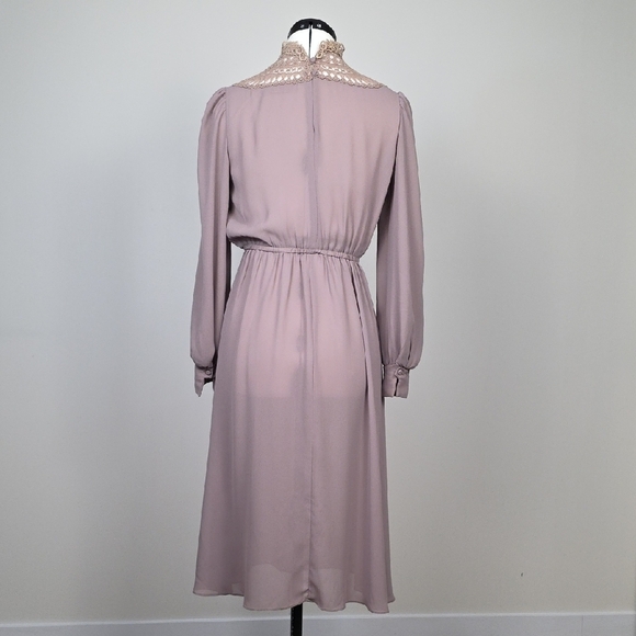 Vintage Joseph Ribkoff beige Lace Neck Dress – Made in Canada - Picture 5 of 9